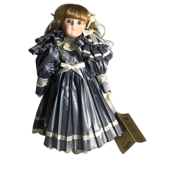 Seymour Mann Connoisseur Glenda Doll Hand Painted Porcelain Ltd Edition of 3500 - Picture 1 of 16
